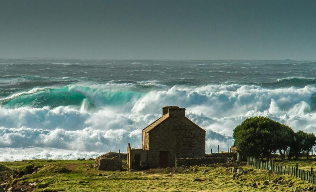 Ostan Oilean Thorai Tory Island Hotel West Town  Exterior foto